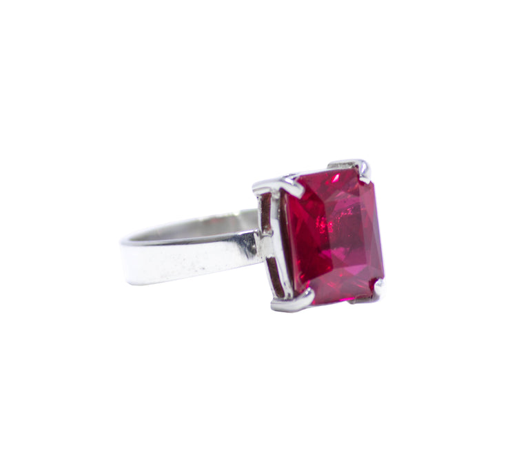 Red Cubic Ring