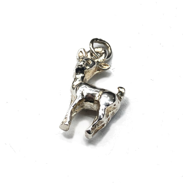 Doe pendant