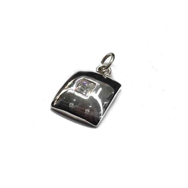 1 stone pendant