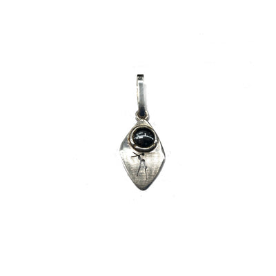 Afro pendant