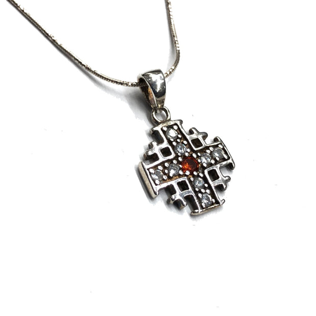Cross pendant necklace