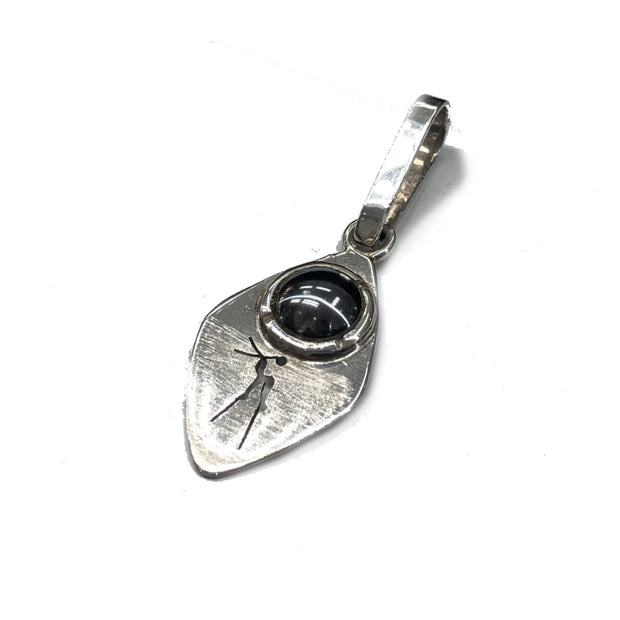 Afro pendant