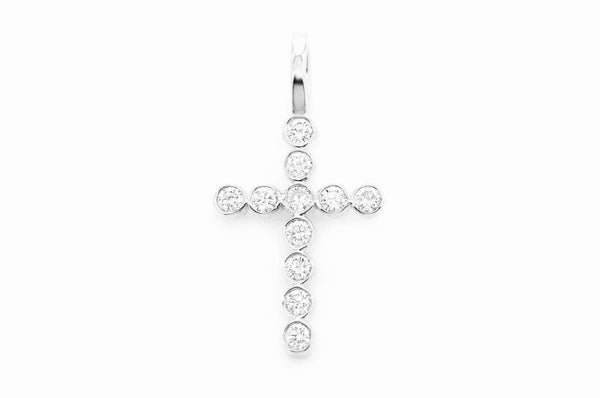 Cross pendant #3 ~0.35ctw