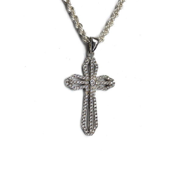 Cross pendant necklace