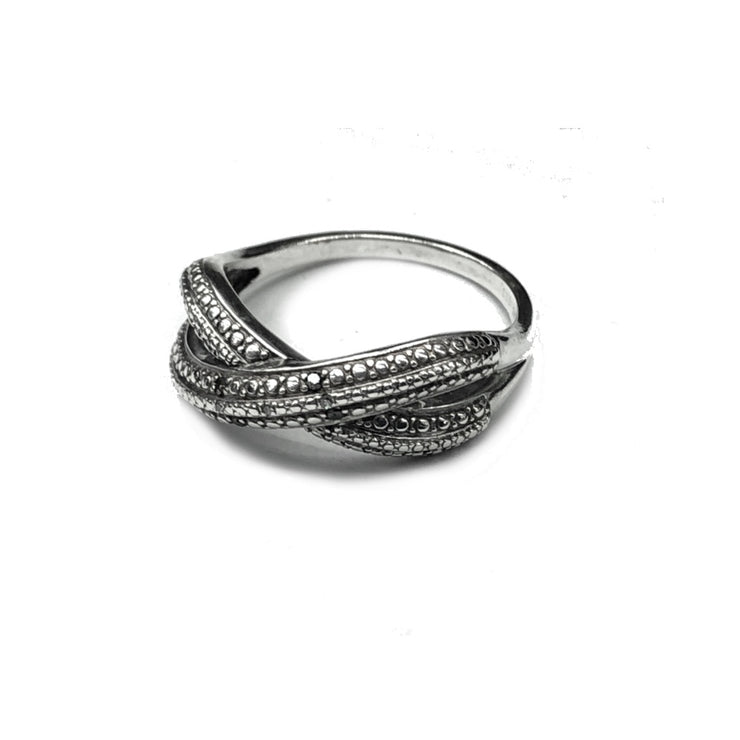 Infinity ring